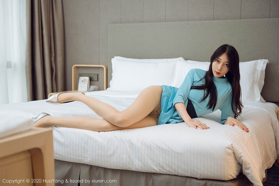 [HuaYang花漾]Vol.292_丽质模特玥儿玥er私房性感连身裙配肉丝裤袜豹纹内裤诱惑写真66P