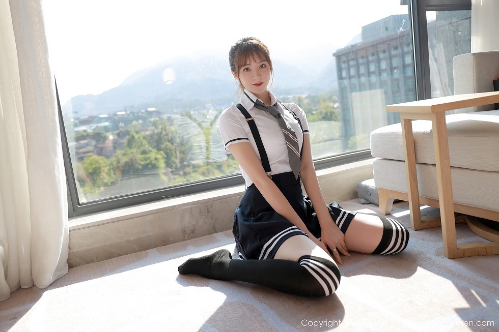 [MFStar模范学院]Vol.390_嫩模yoo优优四川旅拍学院风校服主题半脱露性感内衣写真67P