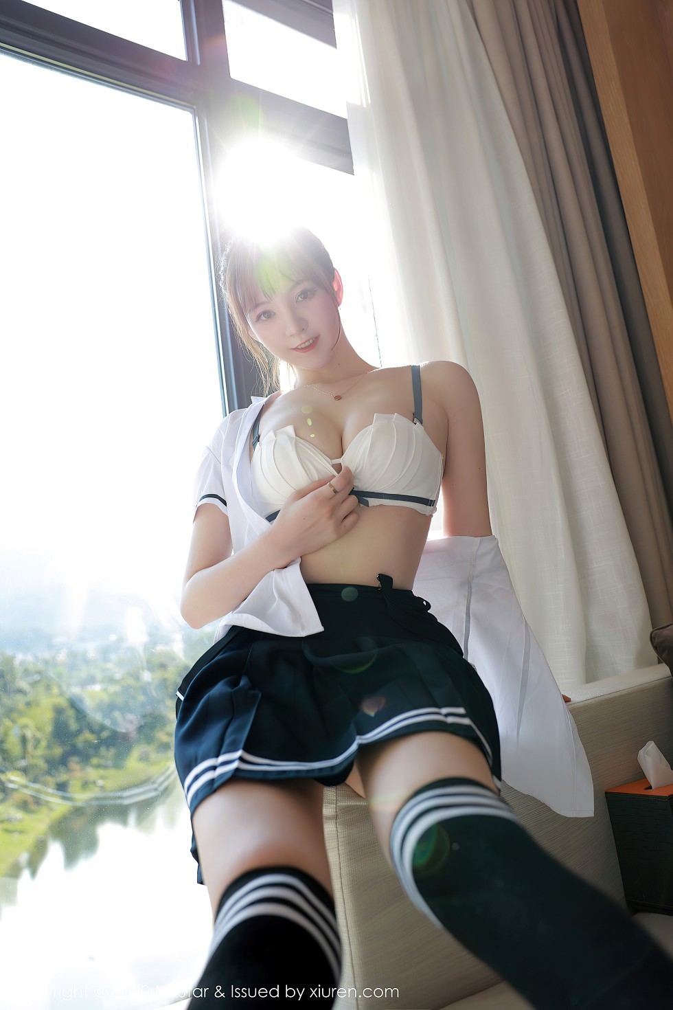 [MFStar模范学院]Vol.390_嫩模yoo优优四川旅拍学院风校服主题半脱露性感内衣写真67P