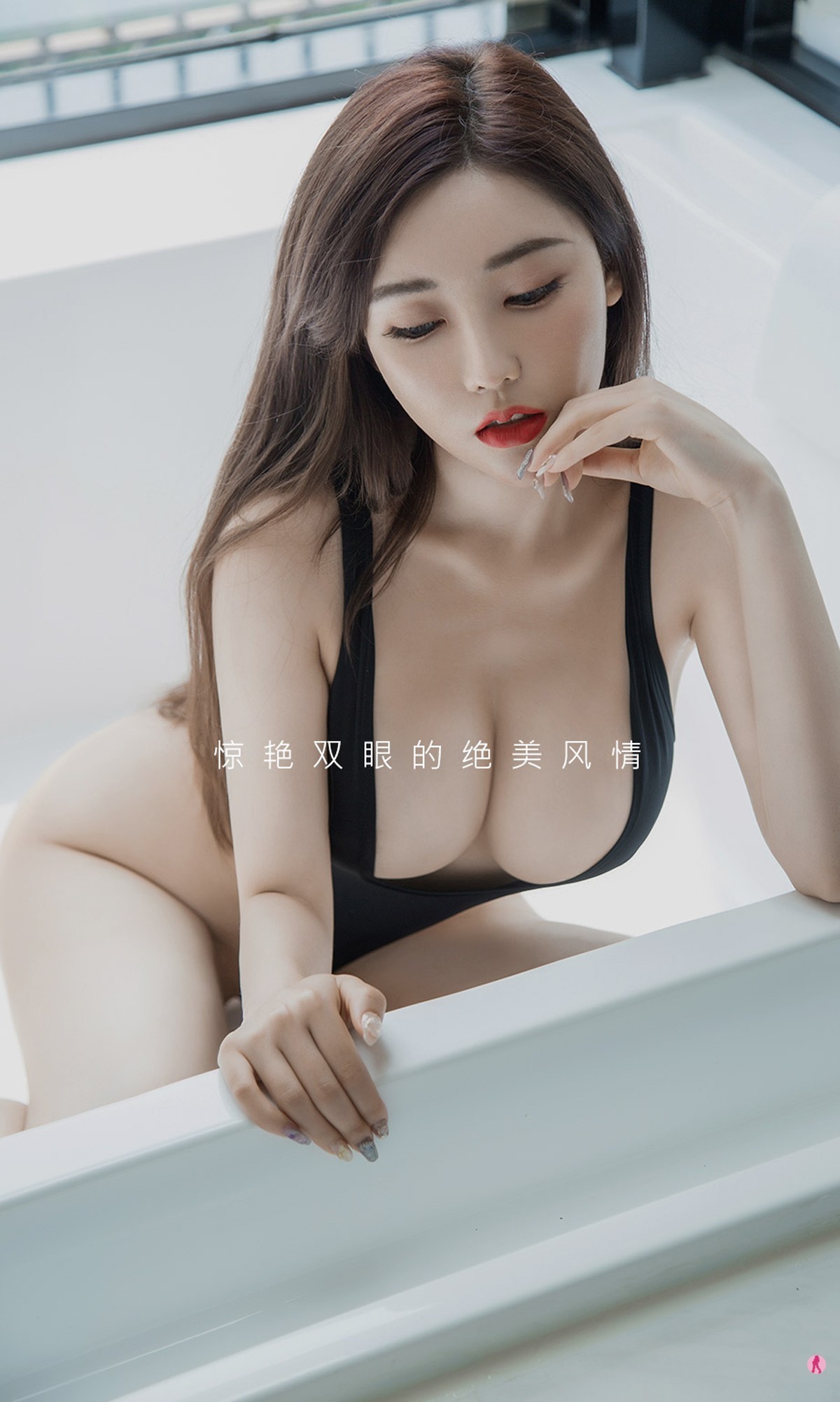 [Ugirls爱尤物]No.1943_嫩模萌汉药baby私房黑色高叉连体内衣秀完美身材豪乳诱惑写真35P