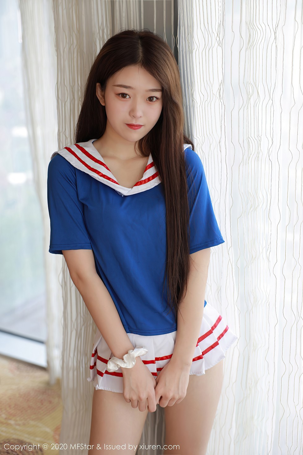 [MFStar模范学院]Vol.395_嫩模小奶瓶呜鸣私房水手服性感百褶裙秀翘臀美腿诱惑写真60P
