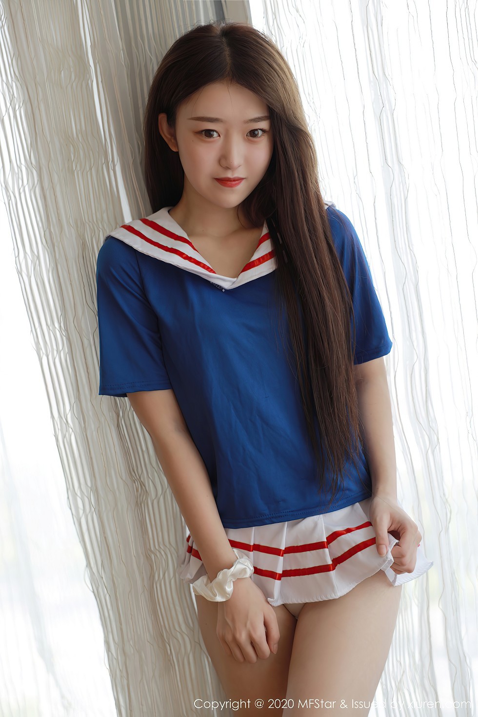 [MFStar模范学院]Vol.395_嫩模小奶瓶呜鸣私房水手服性感百褶裙秀翘臀美腿诱惑写真60P