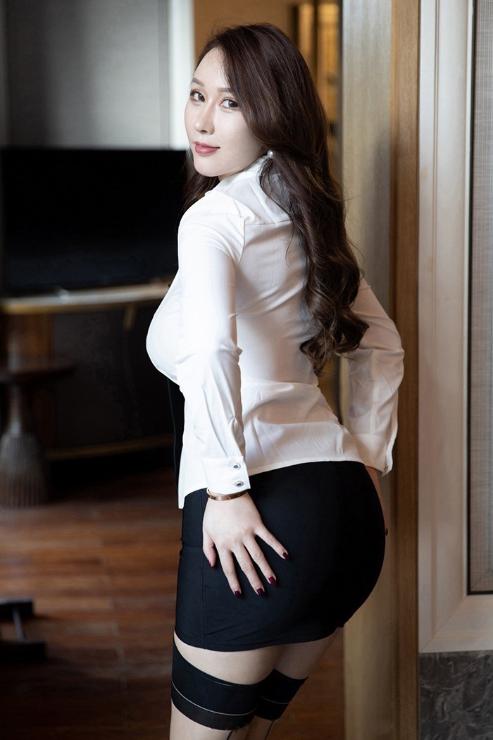 豪情白领尤妮丝极品尤物袒胸露乳(图18)