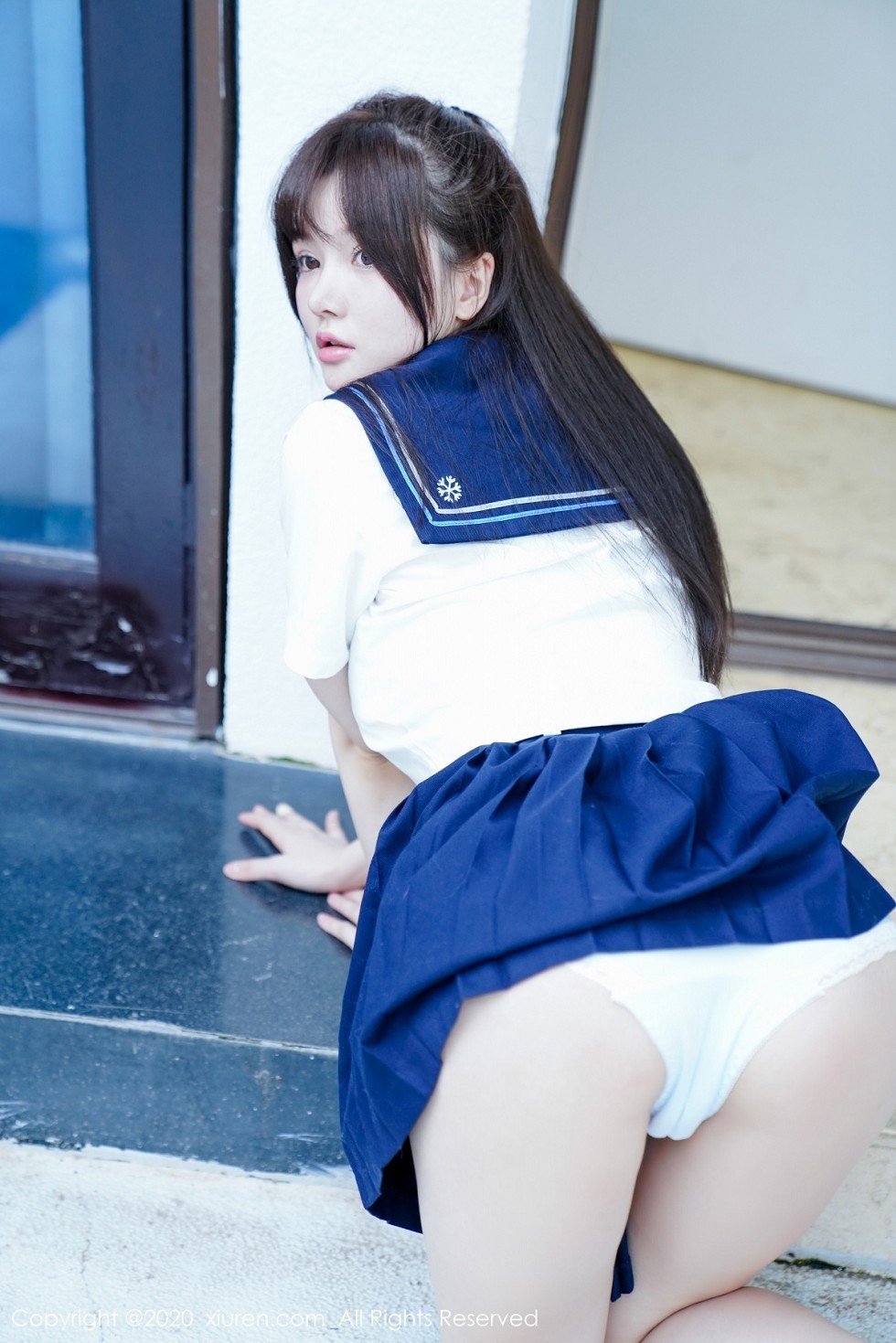 XiuRen第2629期_女神糯美子Mini三亚旅拍经典学生制服主题私房捆绑撩人诱惑写真45P
