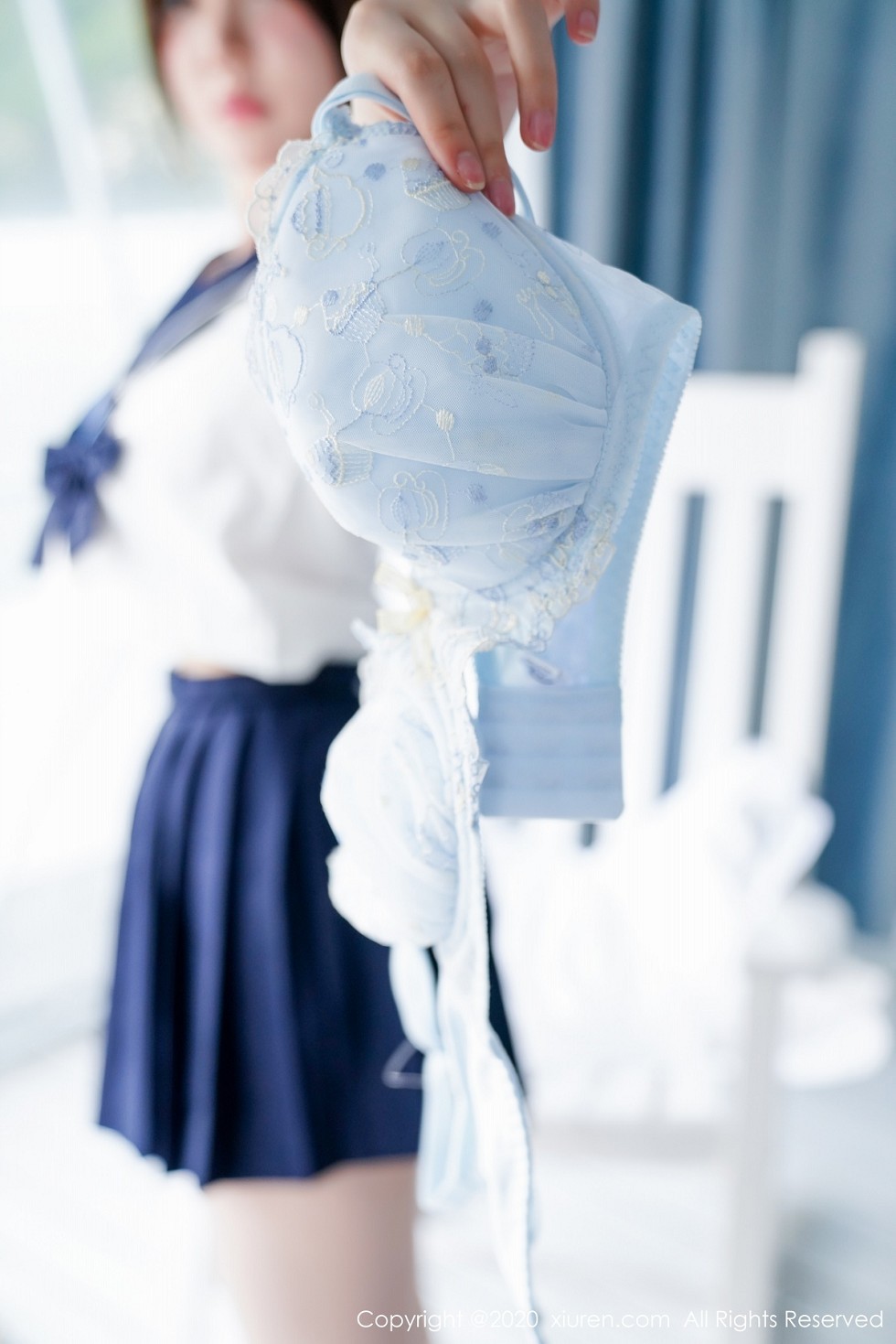 XiuRen第2629期_女神糯美子Mini三亚旅拍经典学生制服主题私房捆绑撩人诱惑写真45P