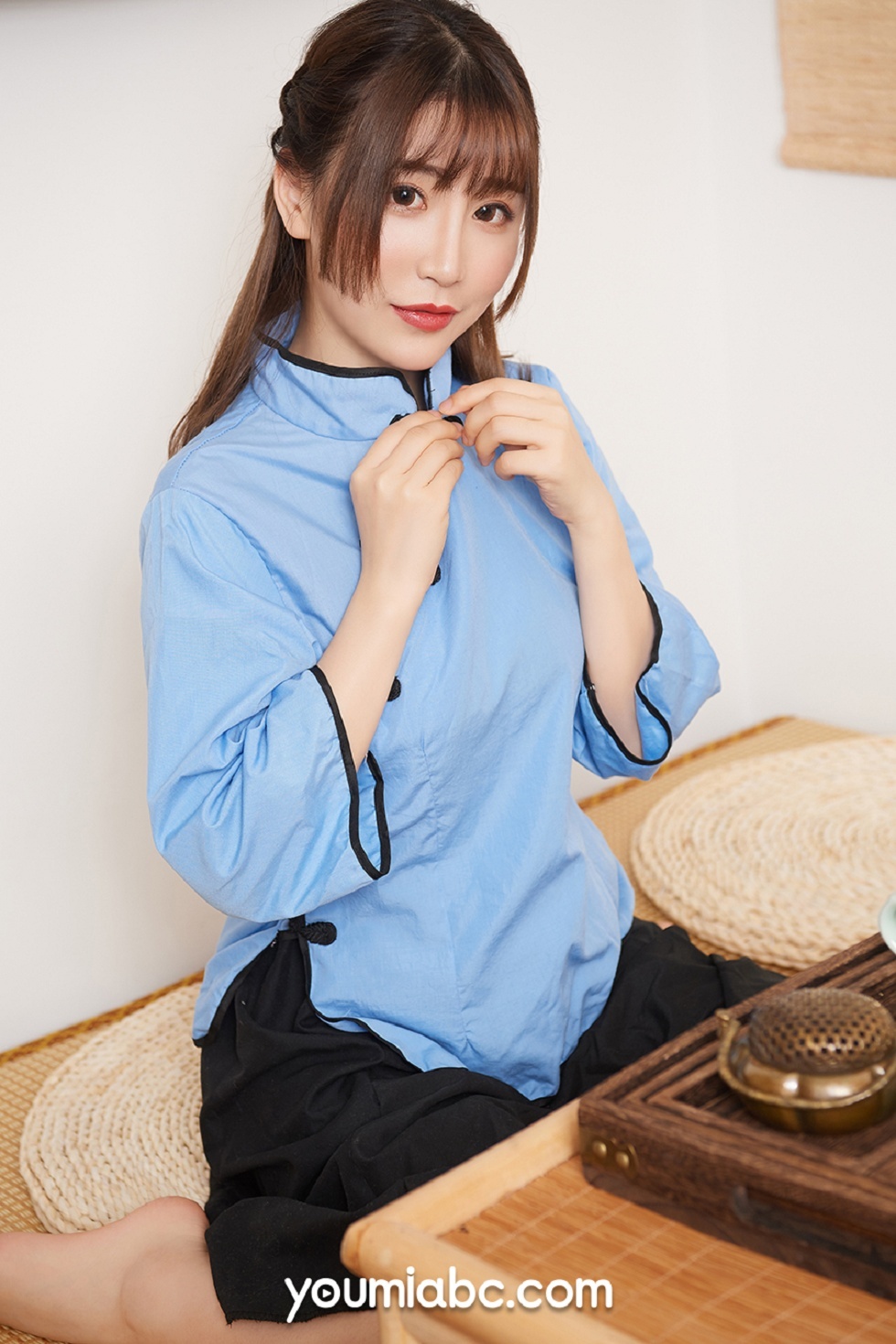 [YouMi尤蜜]Vol.365_嫩模绯月樱Cherry古韵旗袍配丁字裤全脱露火辣身材诱惑写真53P
