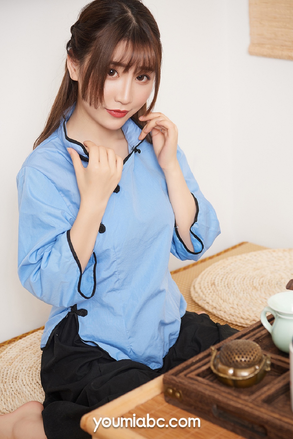 [YouMi尤蜜]Vol.365_嫩模绯月樱Cherry古韵旗袍配丁字裤全脱露火辣身材诱惑写真53P