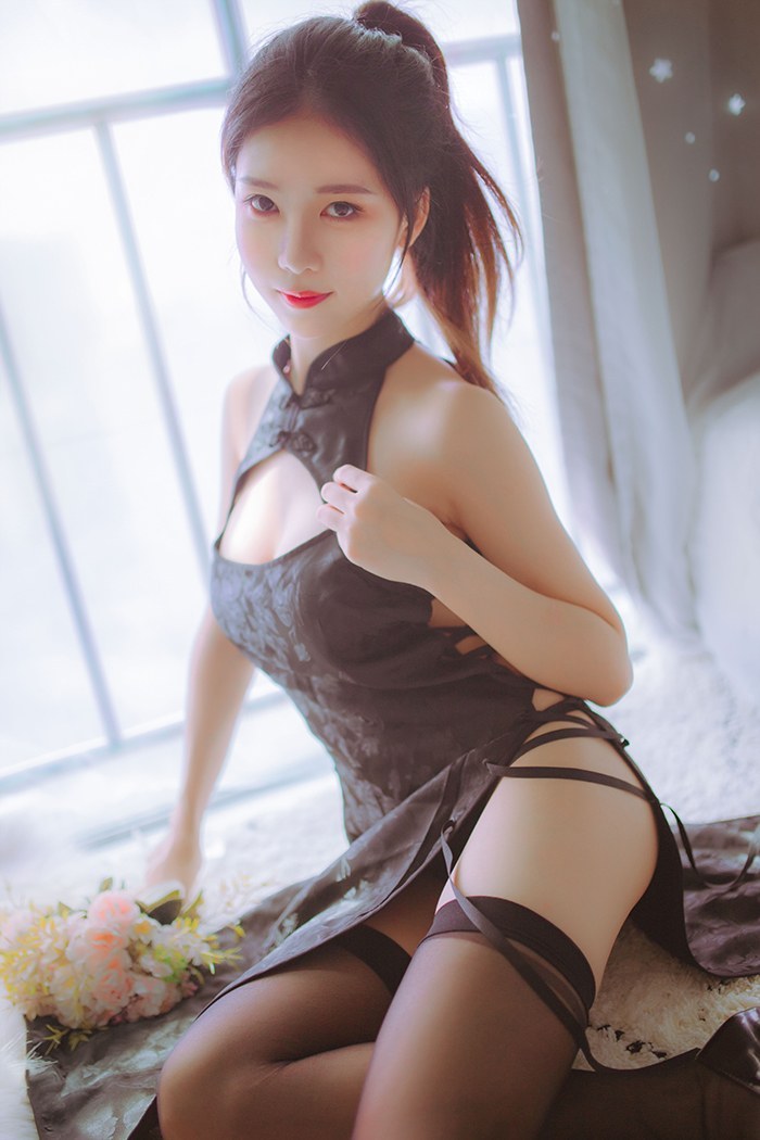 抖娘＆不呆猫的黑白旗袍与丝袜调情(图5)