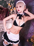 性感女佣鬼畜瑶半身赤裸为您服务
