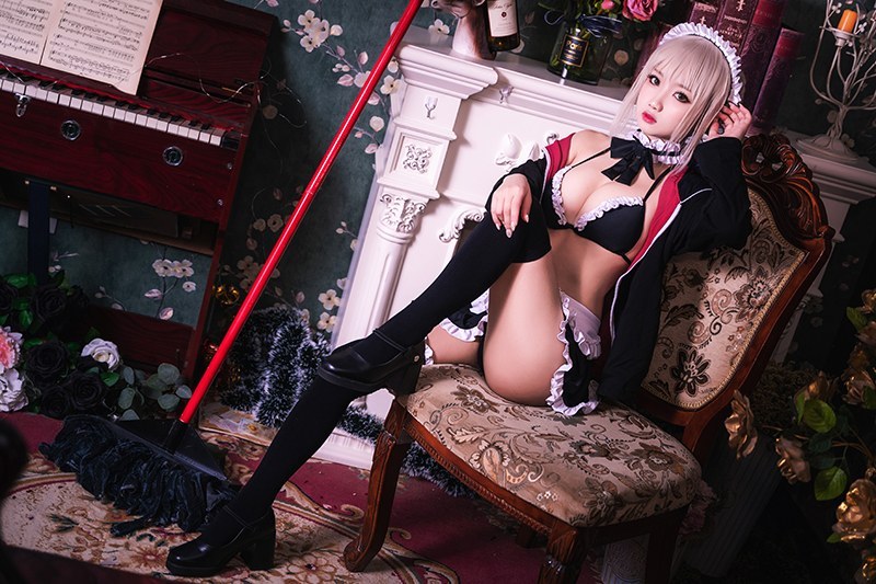 性感女仆鬼畜瑶半身赤裸为您服务(图18)