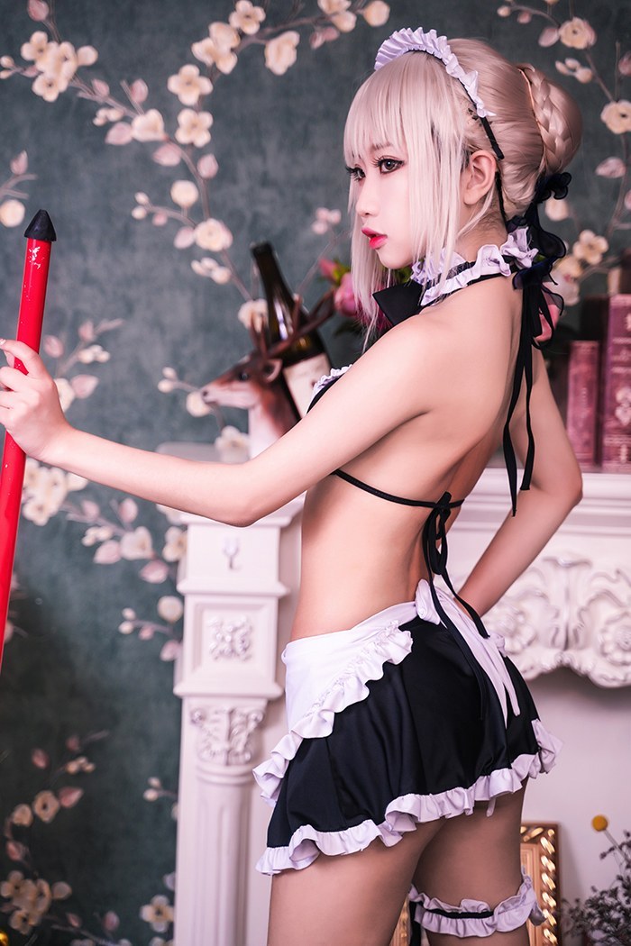 性感女仆鬼畜瑶半身赤裸为您服务(图8)