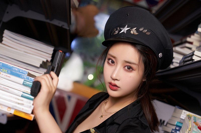 制服美女林子欣黑丝美腿让你满足(图17)