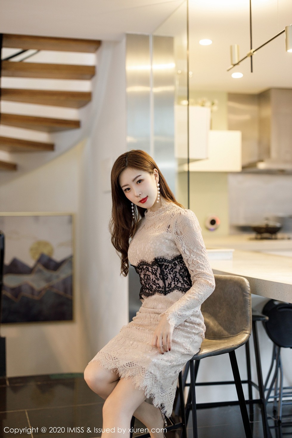 [IMISS爱蜜社]Vol.517_模特杨紫嫣Cynthia私房脱典雅礼裙露性感内衣迷人诱惑写真43P