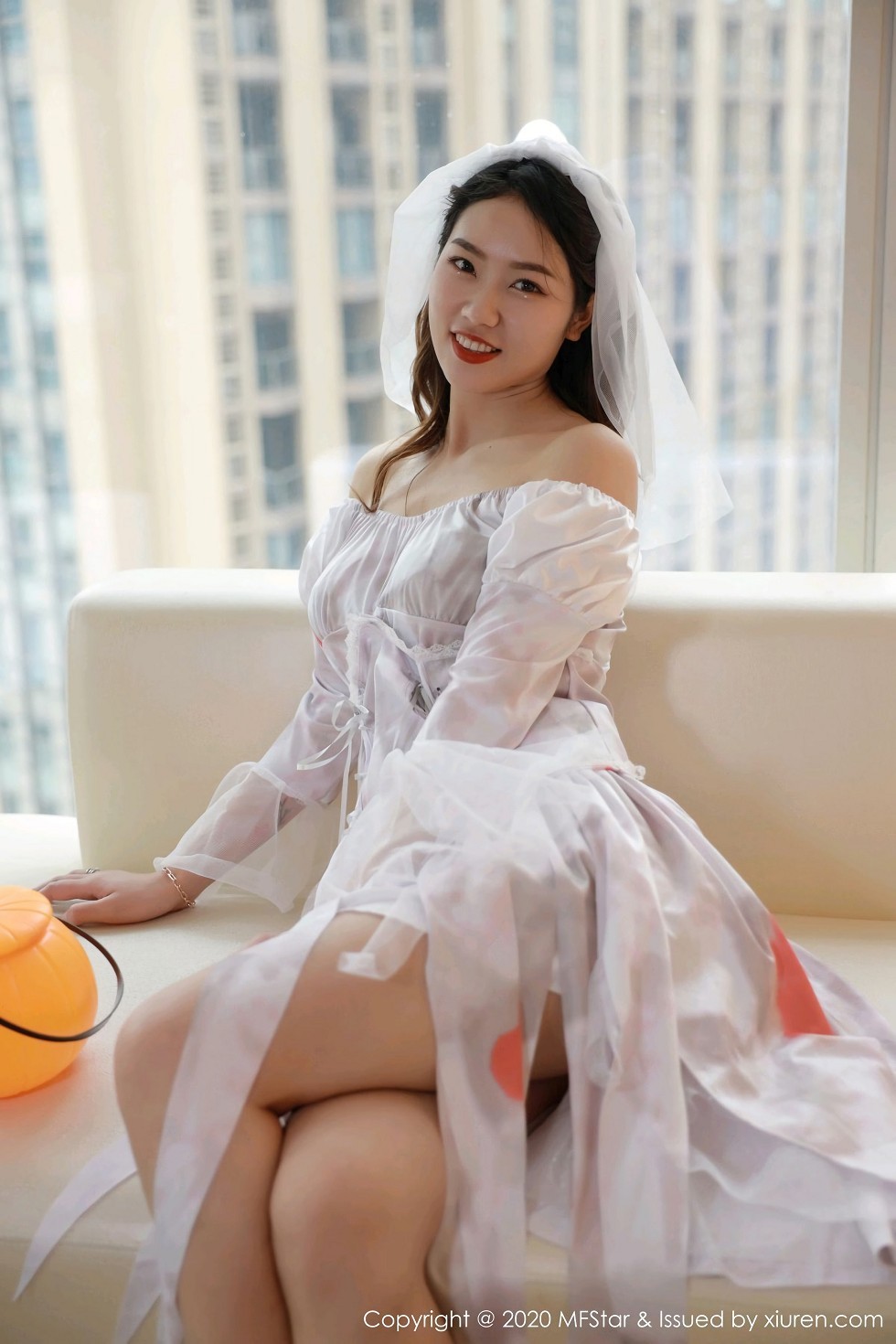 [MFStar模范学院]Vol.408_嫩模方子萱万圣节鬼新娘主题撩裙露蕾丝内裤诱惑写真61P