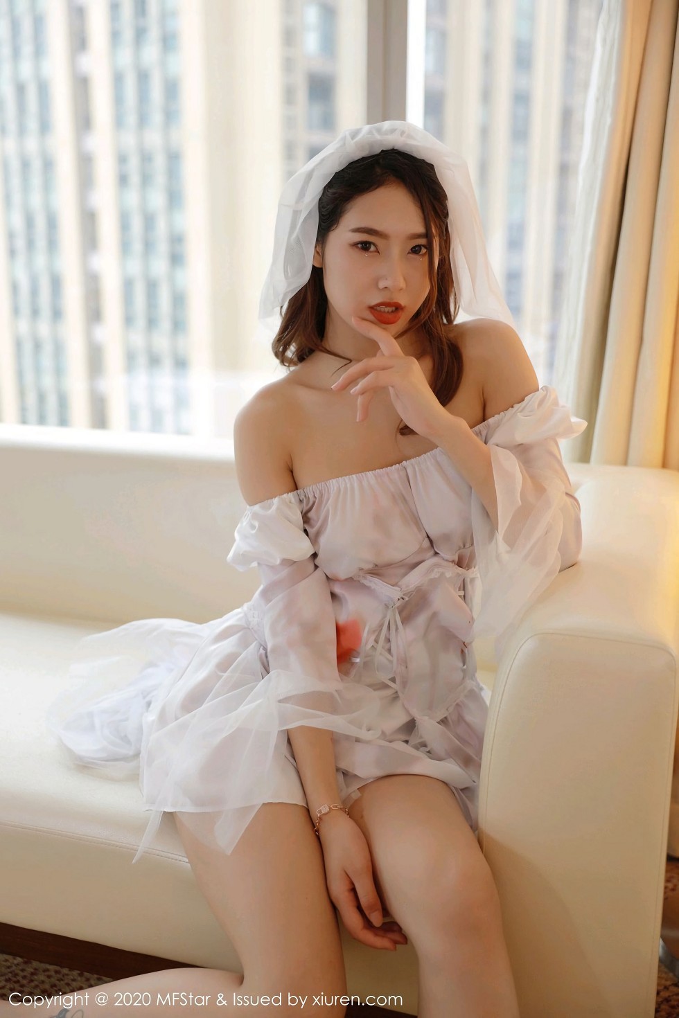 [MFStar模范学院]Vol.408_嫩模方子萱万圣节鬼新娘主题撩裙露蕾丝内裤诱惑写真61P