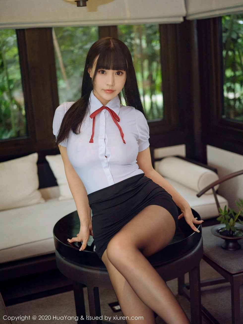 [HuaYang花漾]Vol.318_女神朱可儿Flower西双版纳旅拍性感白衬衣配黑丝裤袜诱惑写真58P