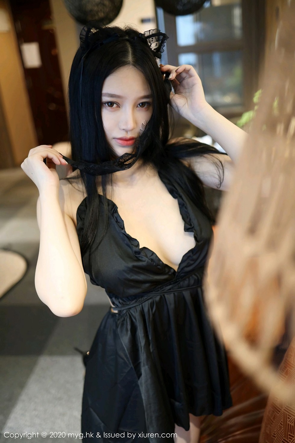 [MyGirl美媛馆]Vol.457_女神唐琪儿神秘蒙面主题黑色低胸连身裙秀白嫩豪乳诱惑写真113P