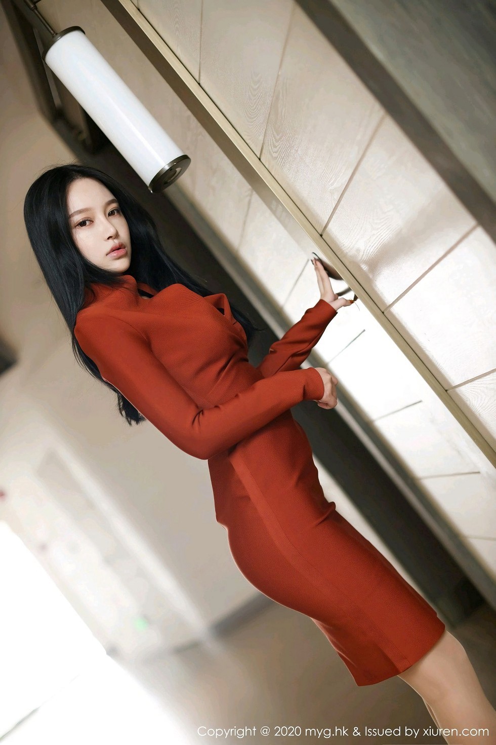 [MyGirl美媛馆]Vol.458_嫩模唐琪儿私房红色长裙OL风格主题肉丝裤袜秀美腿诱惑写真70P
