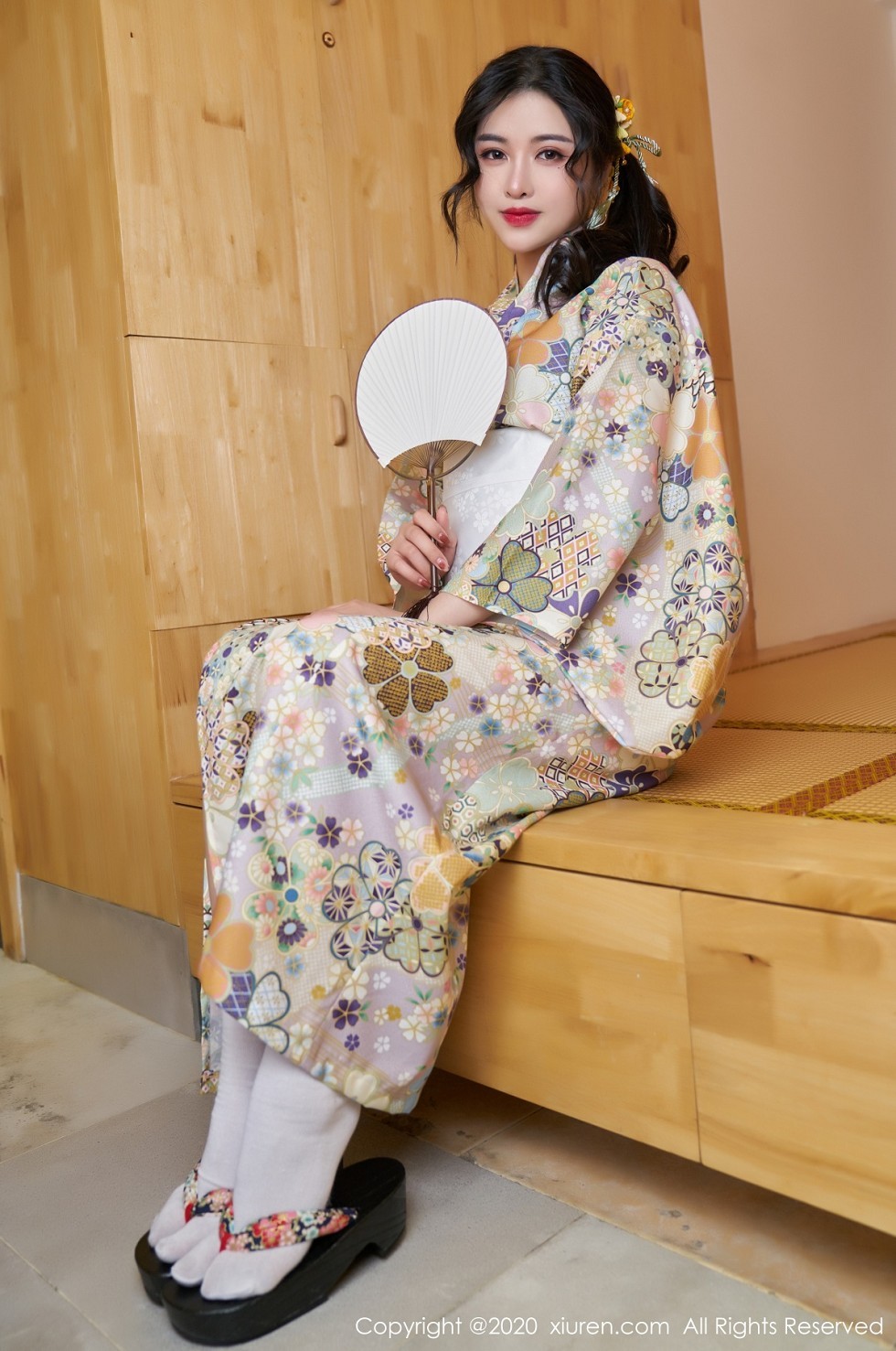 XiuRen第2853期_嫩模韩静安私房花色性感和服半撩露白嫩翘臀美腿完美诱惑写真65P
