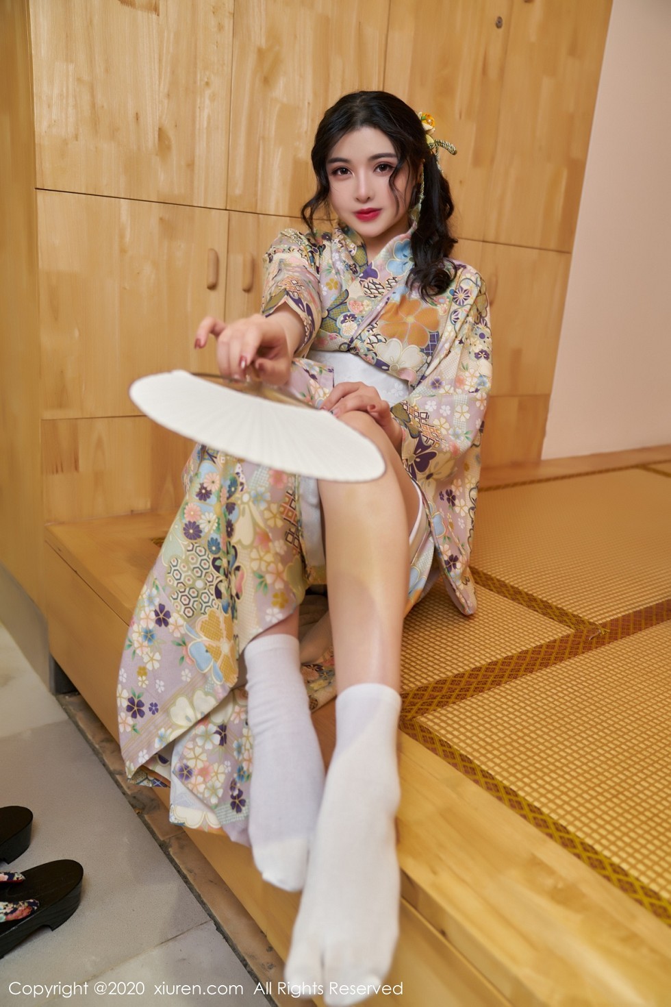 XiuRen第2853期_嫩模韩静安私房花色性感和服半撩露白嫩翘臀美腿完美诱惑写真65P