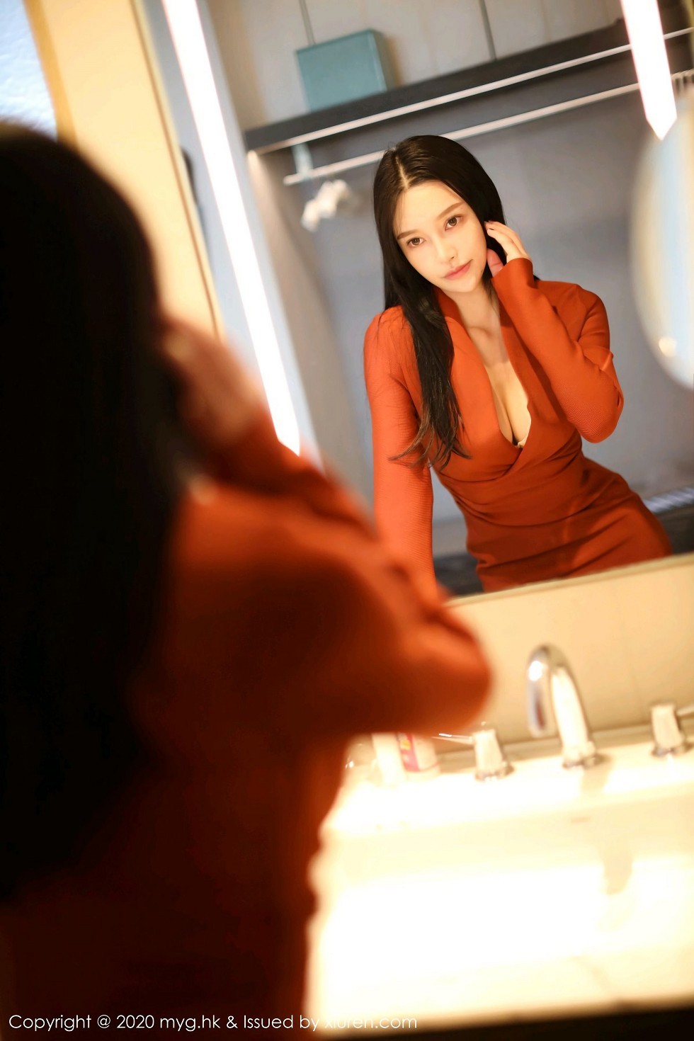 [MyGirl美媛馆]Vol.466_女神唐琪儿私房脱猩红连身裙露性感内衣蕾丝吊袜诱惑写真45P