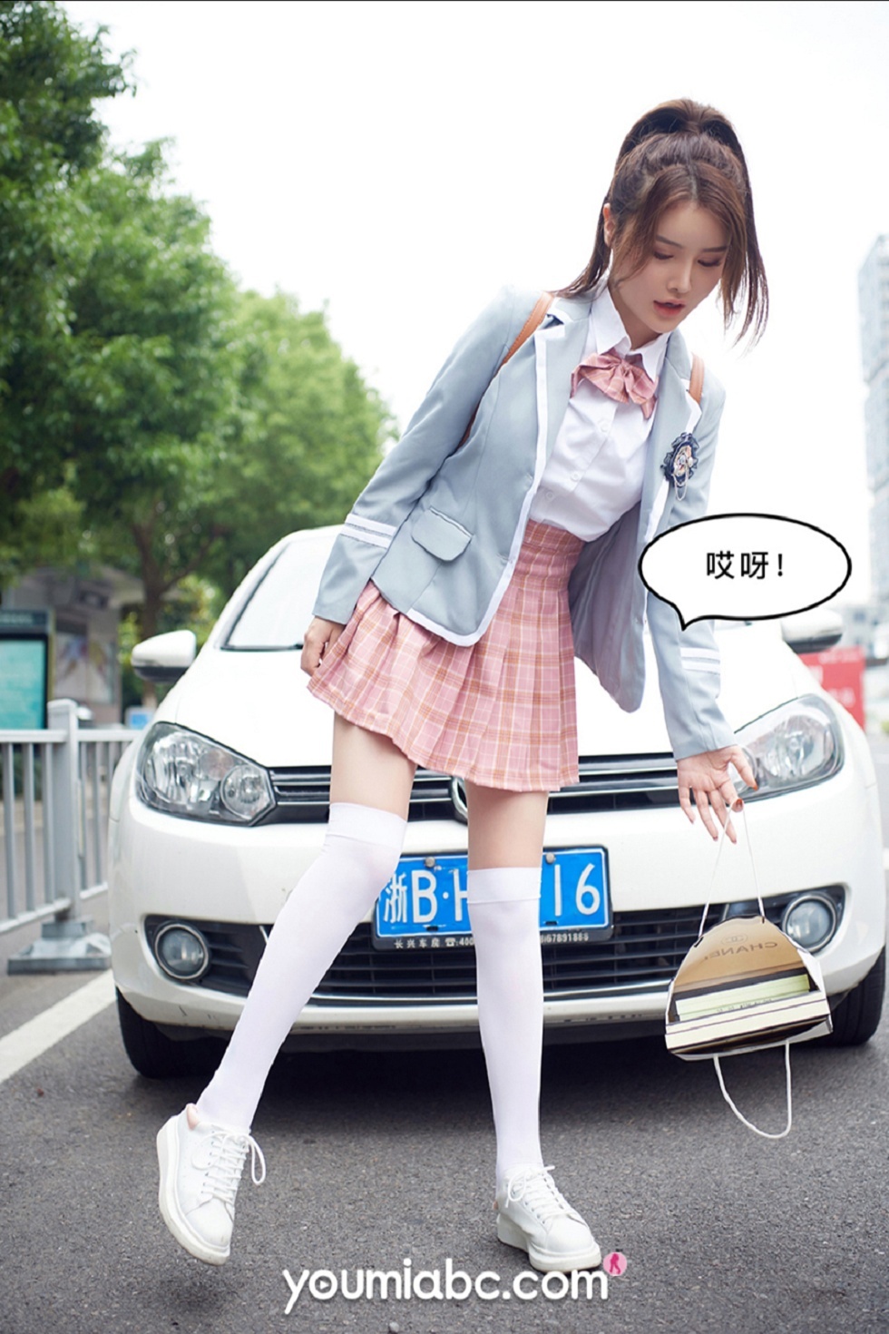 [YouMi尤蜜]Vol.488_尤蜜合辑之模特李多多＆陈宇曦私密约会主题半脱撩人诱惑写真67P