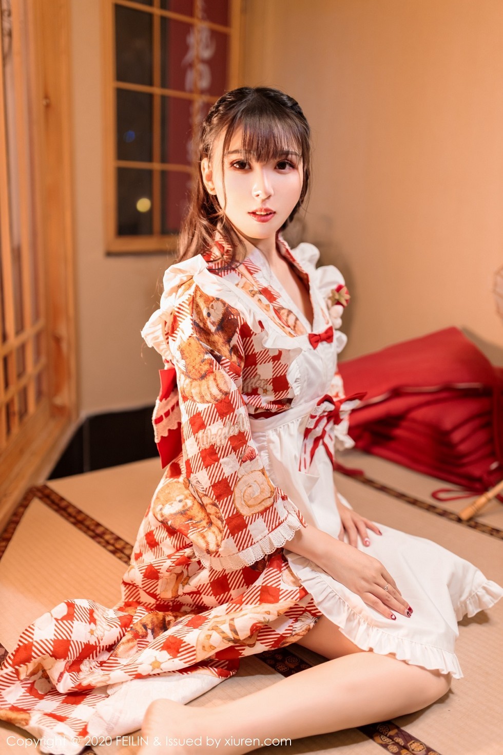 [FeiLin嗲囡囡]VOL.266_嫩模小波多私房日系风团花锦簇半脱秀凹凸身材诱惑写真50P