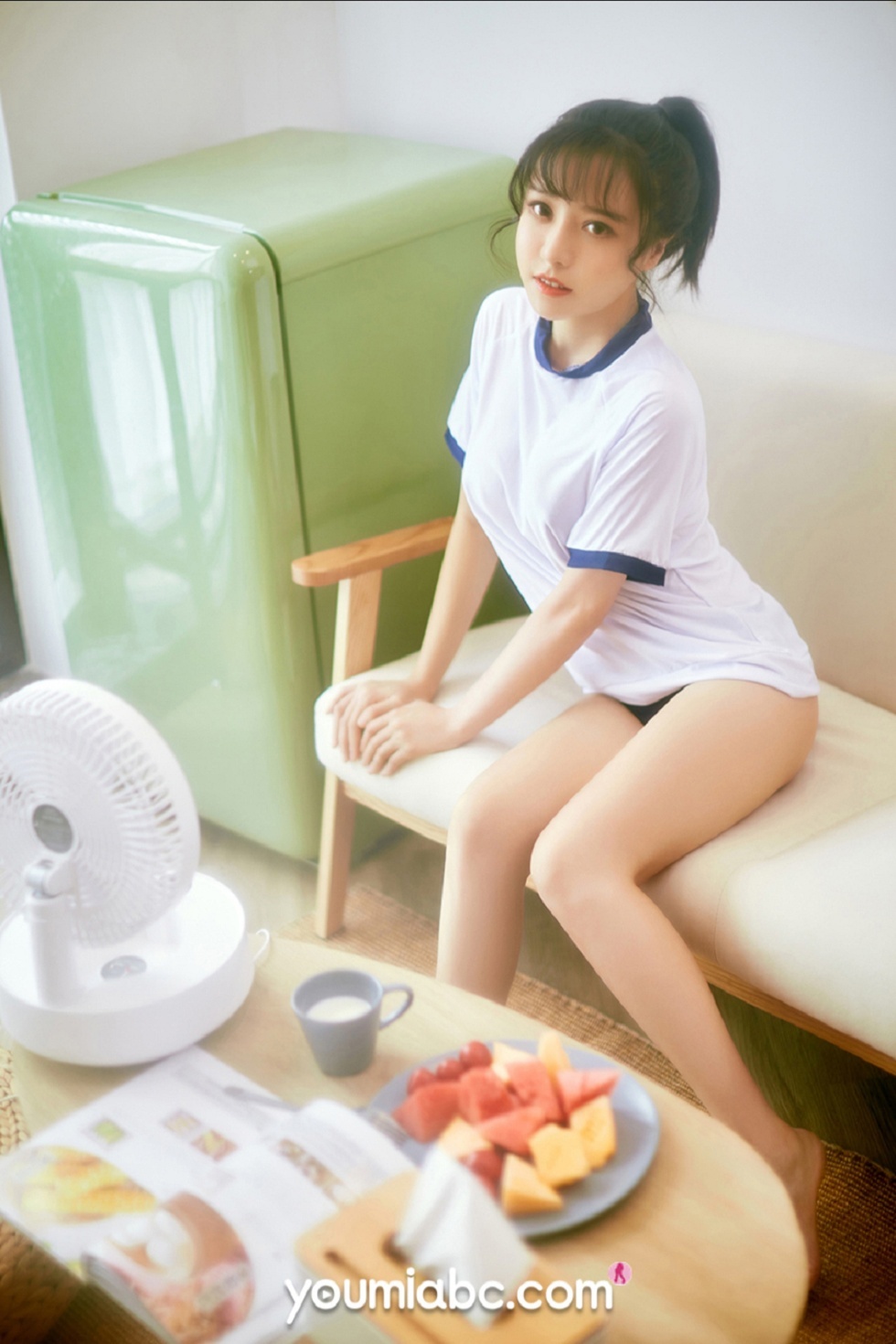 [YouMi尤蜜]Vol.518_嫩模白亦Ada居家私房性感白色运动内衣真空美乳激凸诱惑写真32P