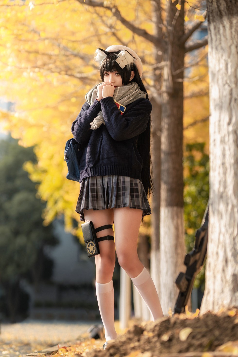 网络美女__KETTOE-95式纯白毕业季主题撩裙露白嫩美腿性感写真23P
