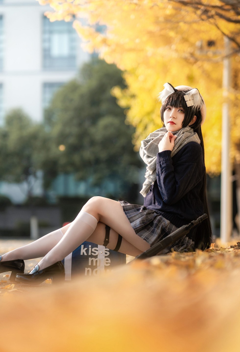 网络美女__KETTOE-95式纯白毕业季主题撩裙露白嫩美腿性感写真23P