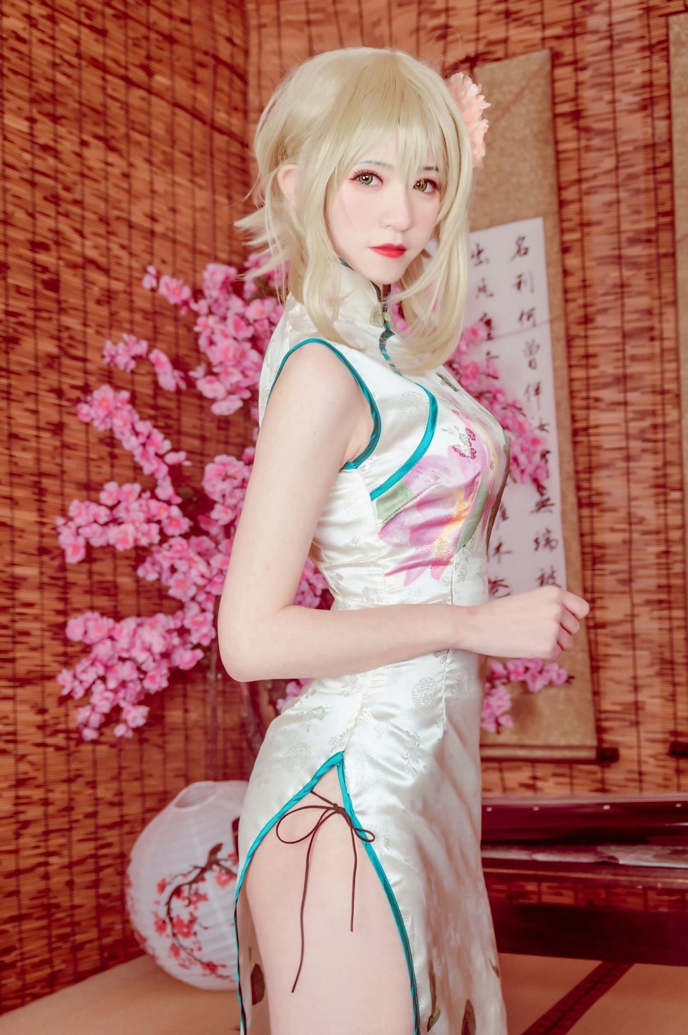 网络美女__KETTOE-V家GUMI旗袍+王者荣耀妲己主题秀完美身材性感写真16P