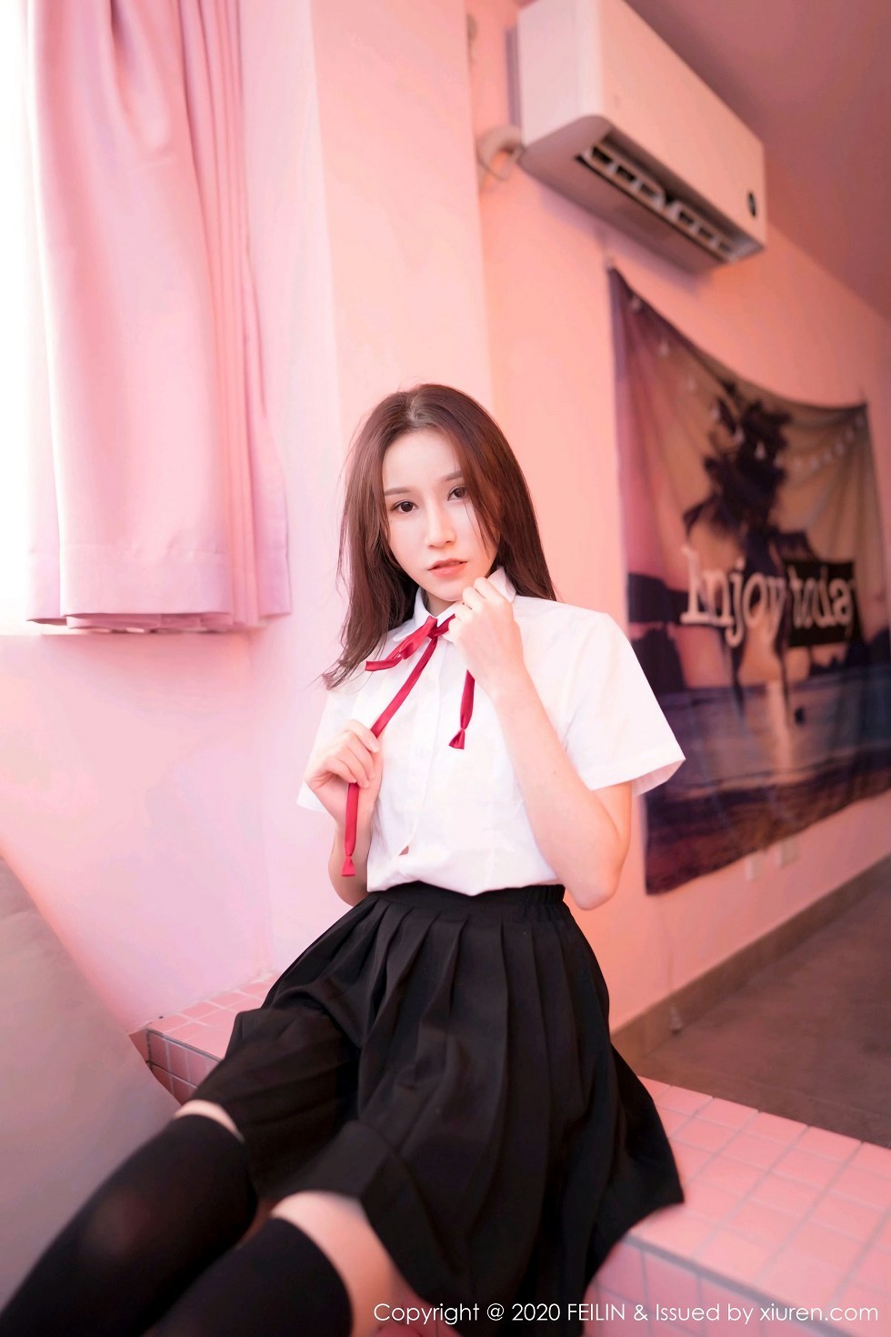 [FeiLin嗲囡囡]VOL.267_嫩模苻苓私房波波池性感JK制服半脱露火辣身材诱惑写真59P