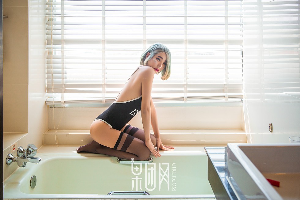 [GIRLT果团网]NO.145_果团泰国特辑嫩模高叉连体衣+缕空情趣内衣撩人诱惑写真50P