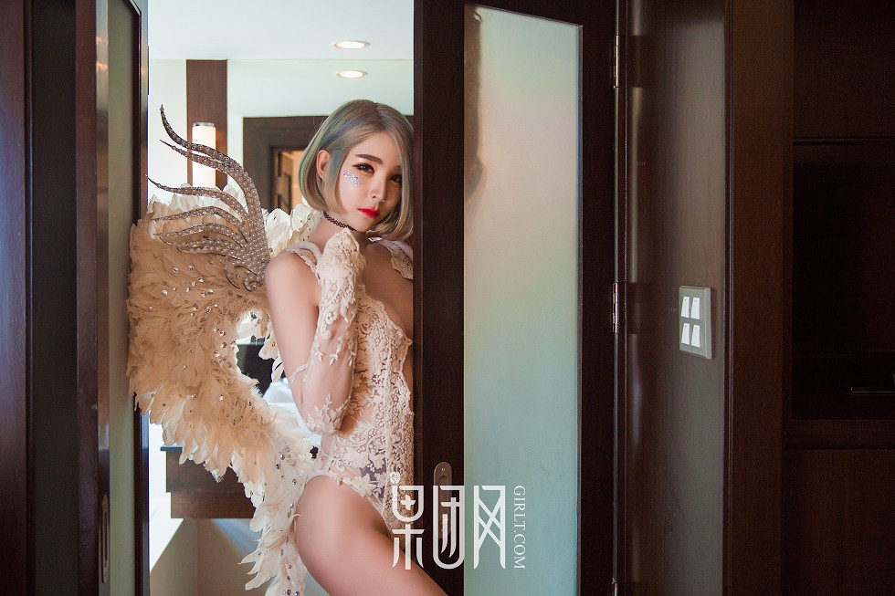 [GIRLT果团网]NO.145_果团泰国特辑嫩模高叉连体衣+缕空情趣内衣撩人诱惑写真50P
