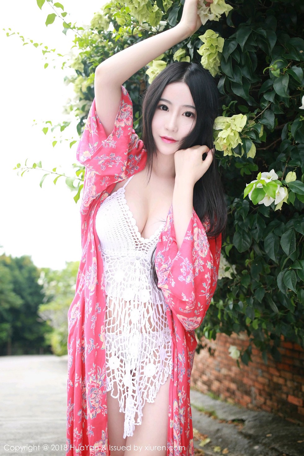 [HuaYan花の颜]Vol.055_嫩模谢芷馨Sindy苏梅岛旅拍白色缕空吊带内衣完美诱惑写真40P