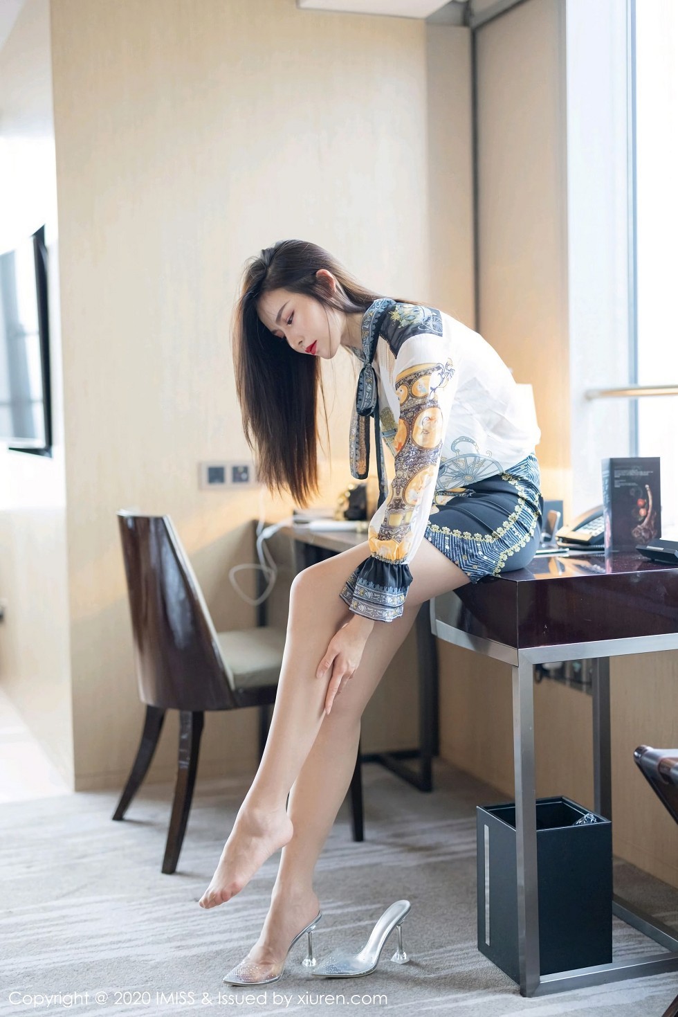 [IMISS爱蜜社]Vol.525_气质美女Vanessa私房床上性感内衣秀完美身材迷人诱惑写真56P