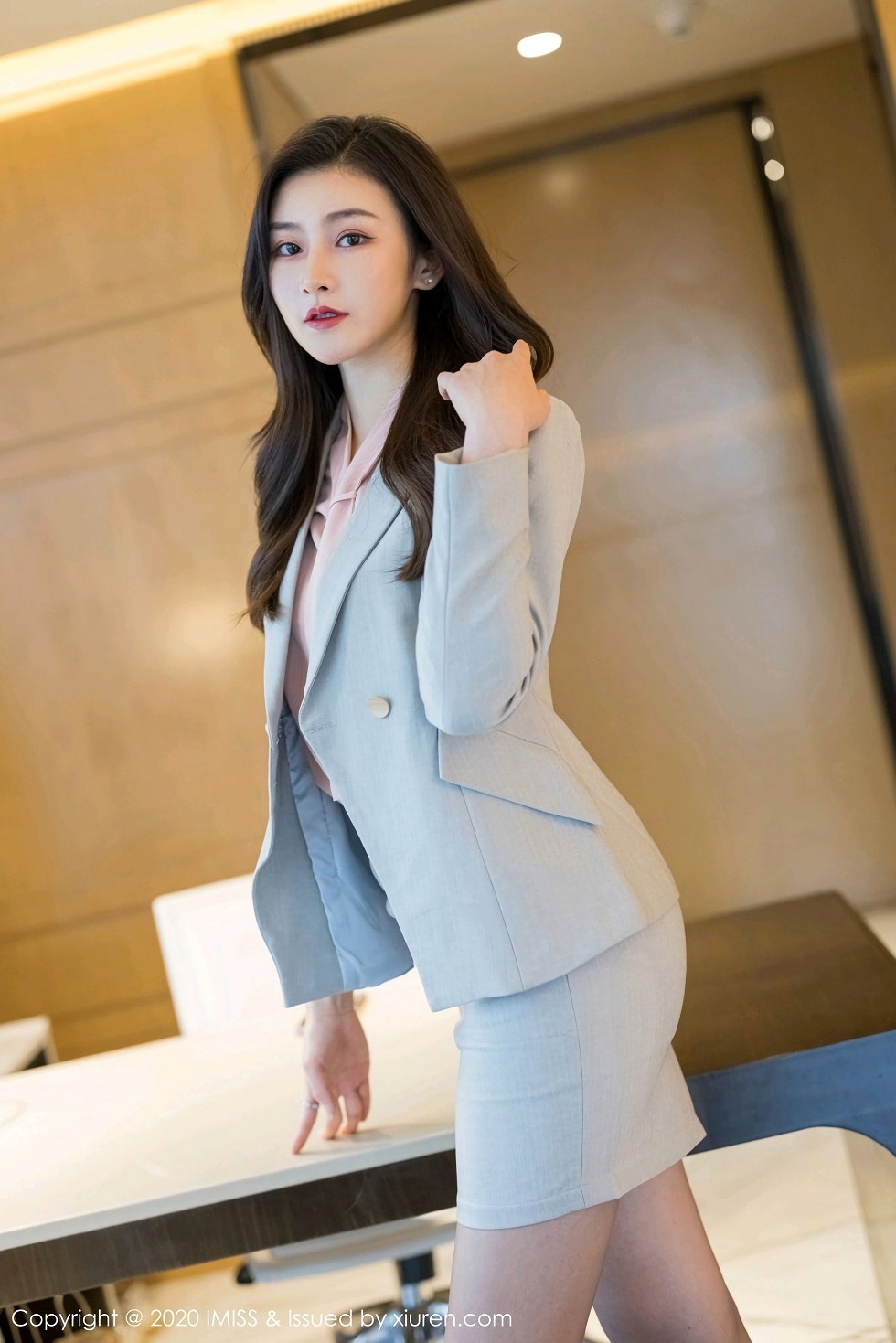 [IMISS爱蜜社]Vol.538_气质美女Vanessa脱OL制服露性感内衣秀完美身材诱惑写真60P