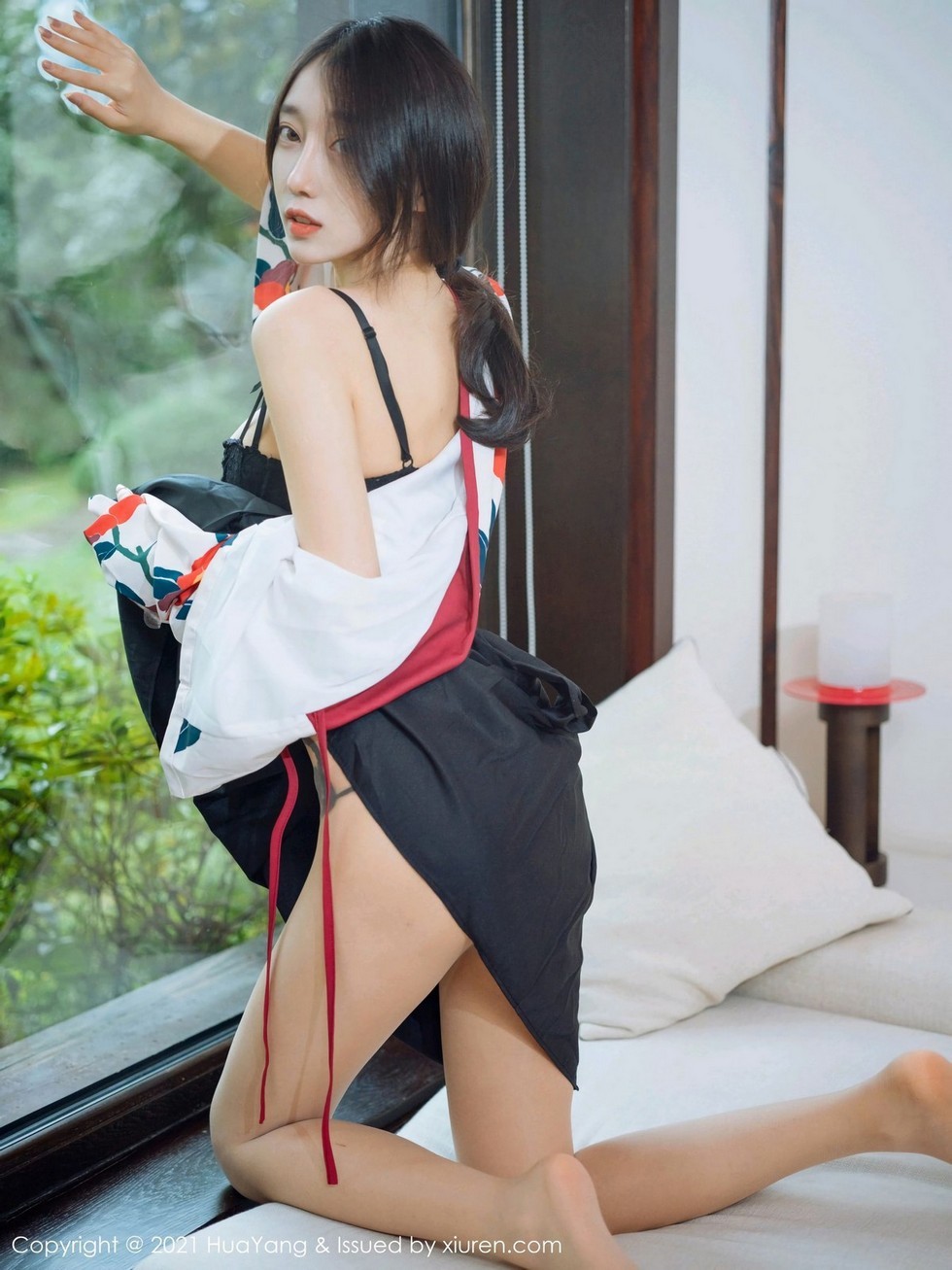 [HuaYang花漾]Vol.347_模特玥儿玥er杭州旅拍古典和服下超薄肉丝裤袜秀翘臀诱惑写真43P