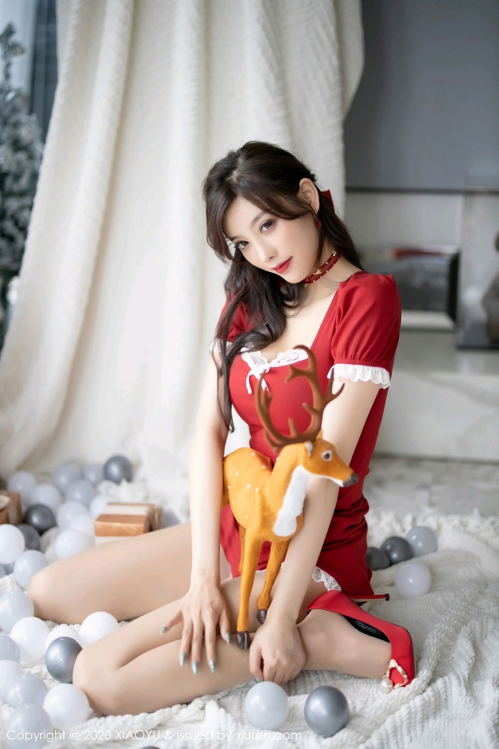[XiaoYu画语界]Vol.438_女神杨晨晨sugar圣诞主题性感红色内衣秀完美身材诱惑写真78P