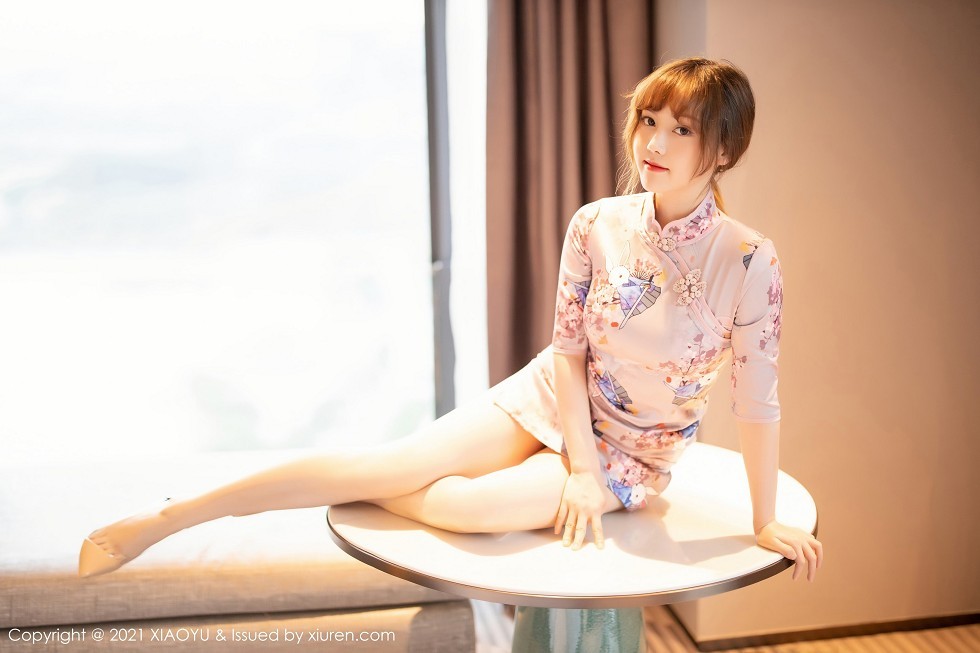 [XiaoYu画语界]Vol.448_嫩模豆瓣酱私房韵味旗袍半脱露丰满身材豪乳翘臀诱惑写真48P