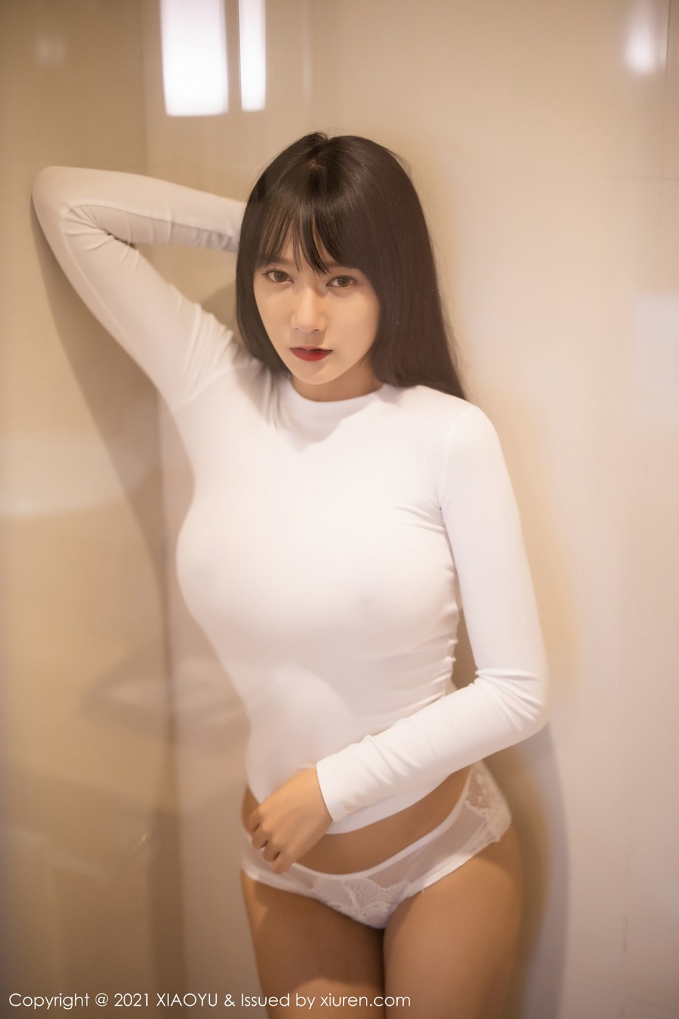[XiaoYu画语界]Vol.454_嫩模何嘉颖私房明亮浴室白色真空服饰配透视内裤诱惑写真62P