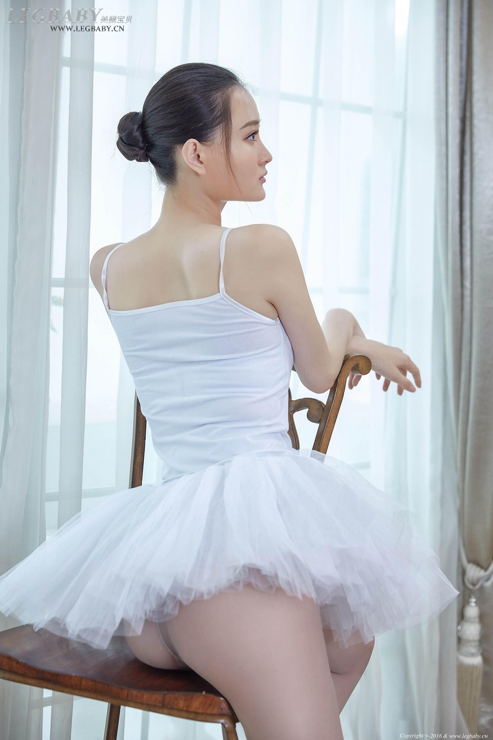[LEGBABY美腿宝贝]Vol.027_嫩模潇潇黑色蕾丝内衣性感兔女郎肉丝美腿诱惑写真64P