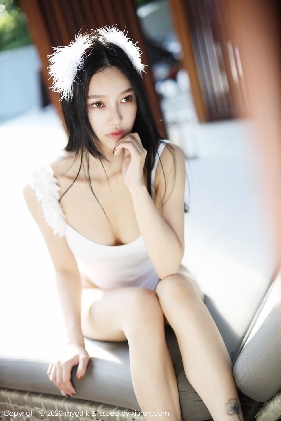 [MyGirl美媛馆]Vol.463_女神唐琪儿户外白色连体泳衣秀白嫩肌肤傲人豪乳诱惑写真75P
