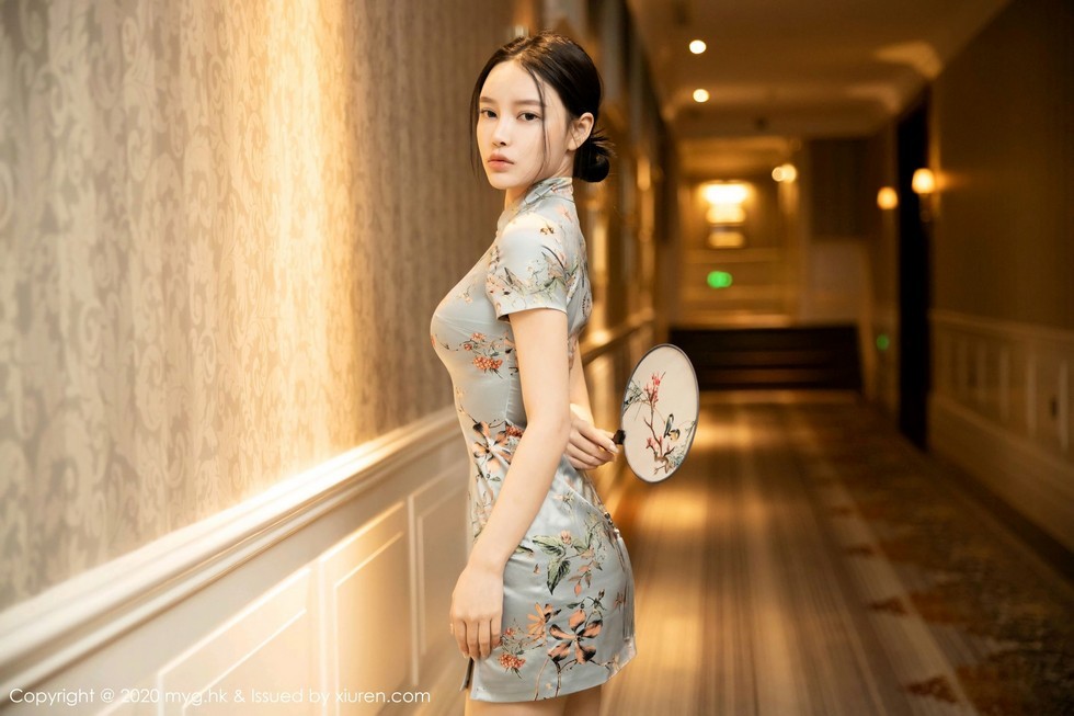 [MyGirl美媛馆]Vol.473_女神唐琪儿床上古典婀娜旗袍配肉丝裤袜撩人姿势诱惑写真148P
