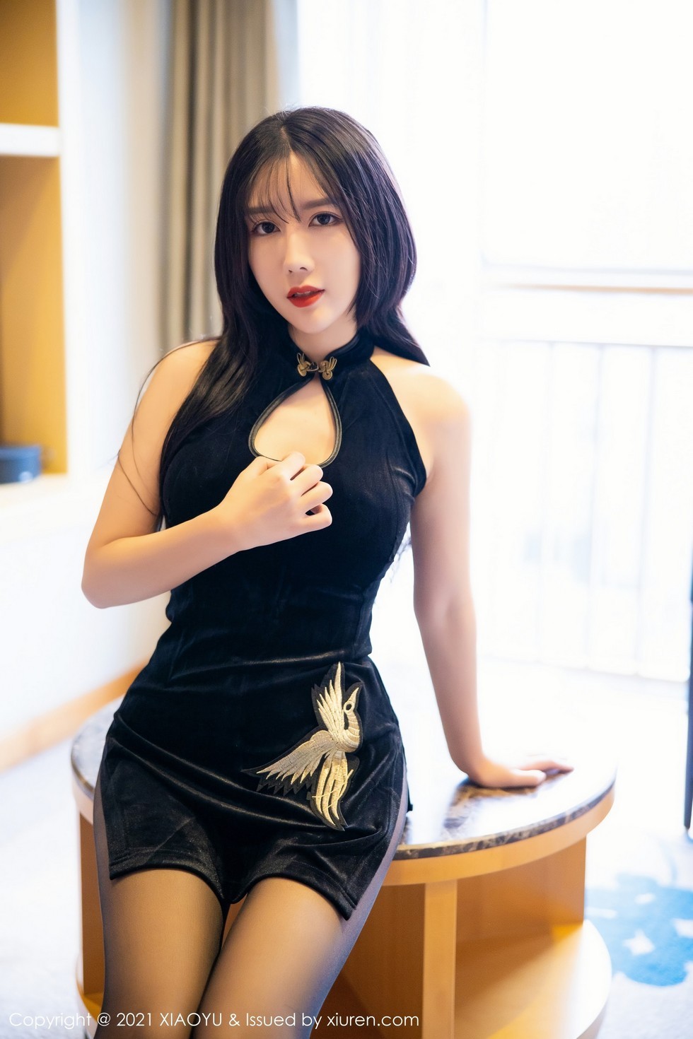 [XiaoYu画语界]Vol.456_嫩模陈梦babe黑色典雅旗袍配无内黑丝裤袜撩人诱惑写真100P
