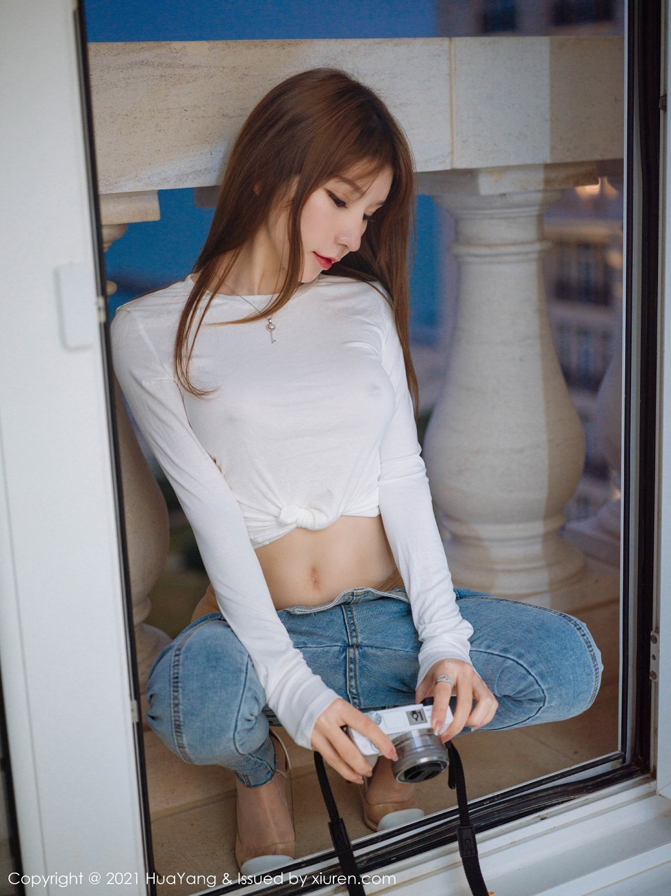 [HuaYang花漾]Vol.357_女神周于希Sandy厦门旅拍薄透白色T真空激凸撩人诱惑写真71P