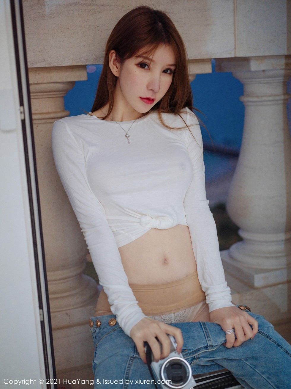 [HuaYang花漾]Vol.357_女神周于希Sandy厦门旅拍薄透白色T真空激凸撩人诱惑写真71P