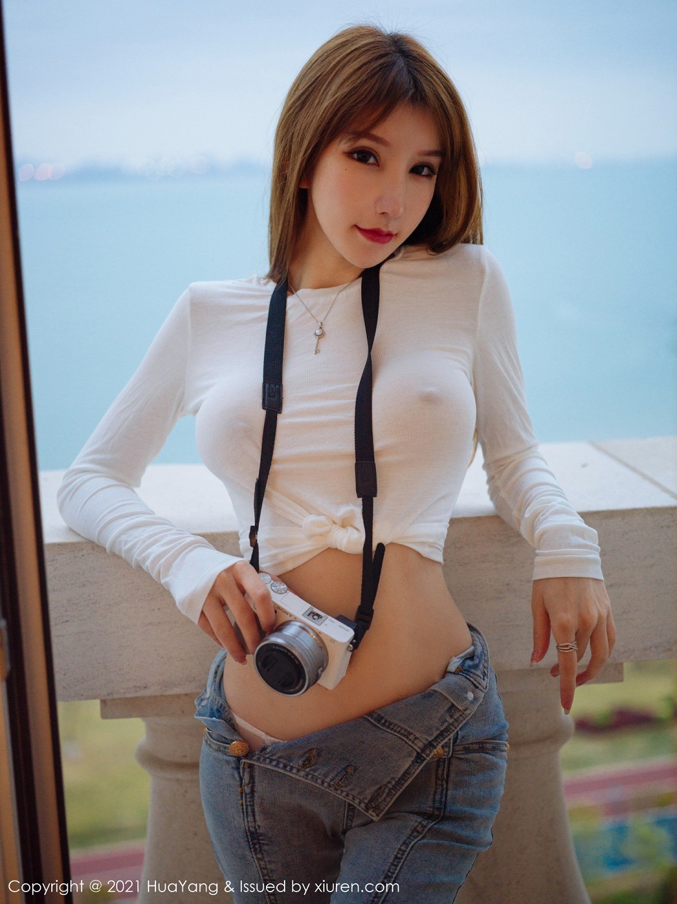[HuaYang花漾]Vol.357_女神周于希Sandy厦门旅拍薄透白色T真空激凸撩人诱惑写真71P