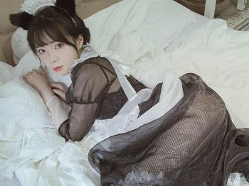 Vol.317_黑色薄纱女佣装小小妹妹私人透视露性感黑色丝袜渔网秀美腿骚扰写真21P