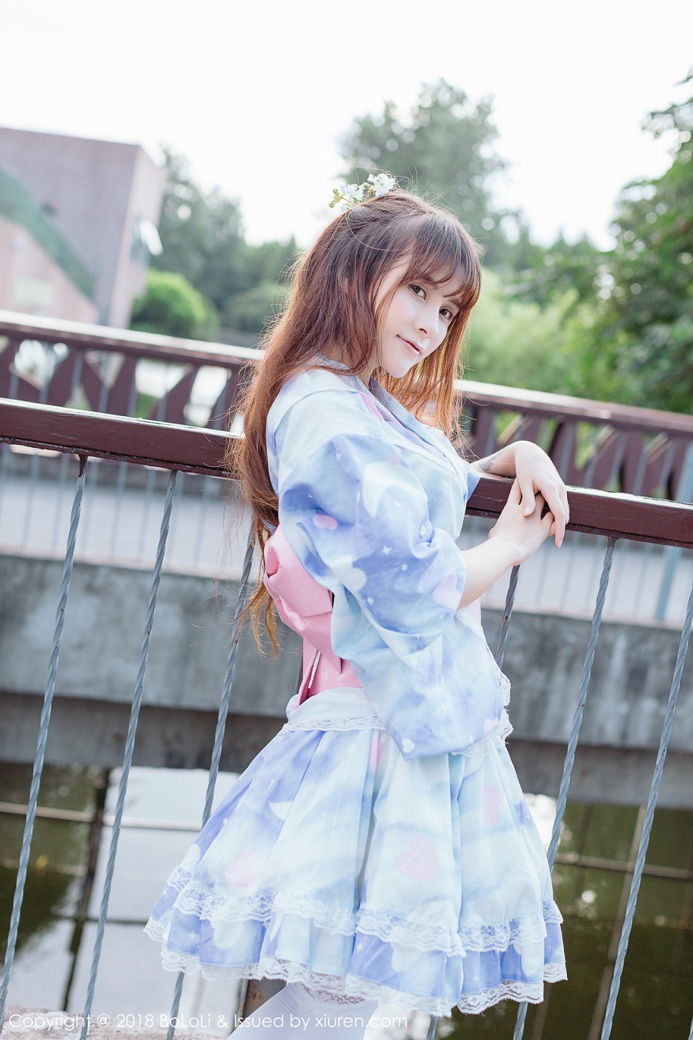 [Tukmo兔几盟]Vol.118_嫩模夏美酱户外日系百花裙配白丝袜清新迷人写真61P